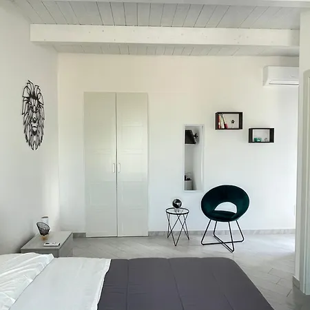 Carfagnini Rooms-3